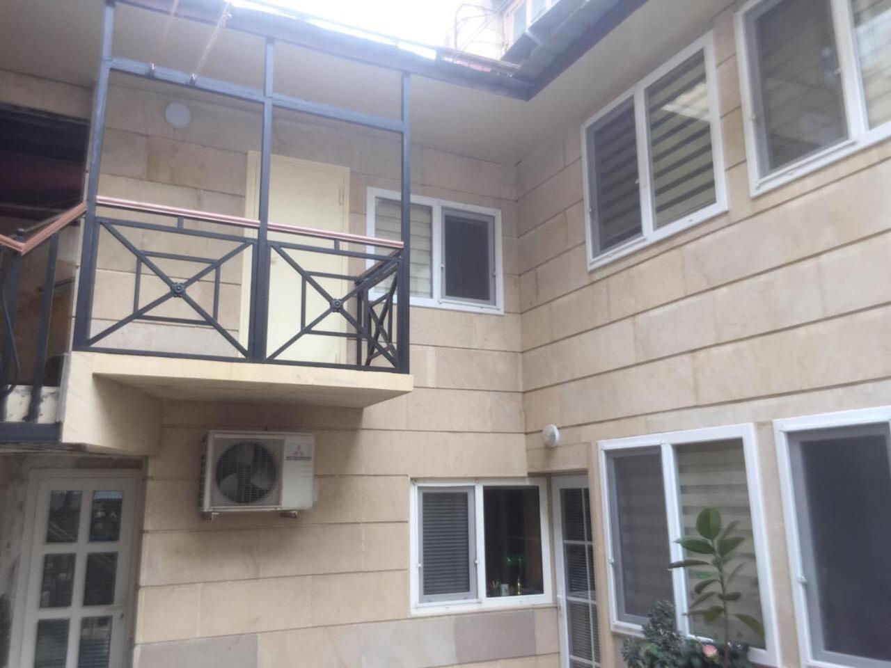 Guest House Tikhiy Dvorik Baku Exteriör bild