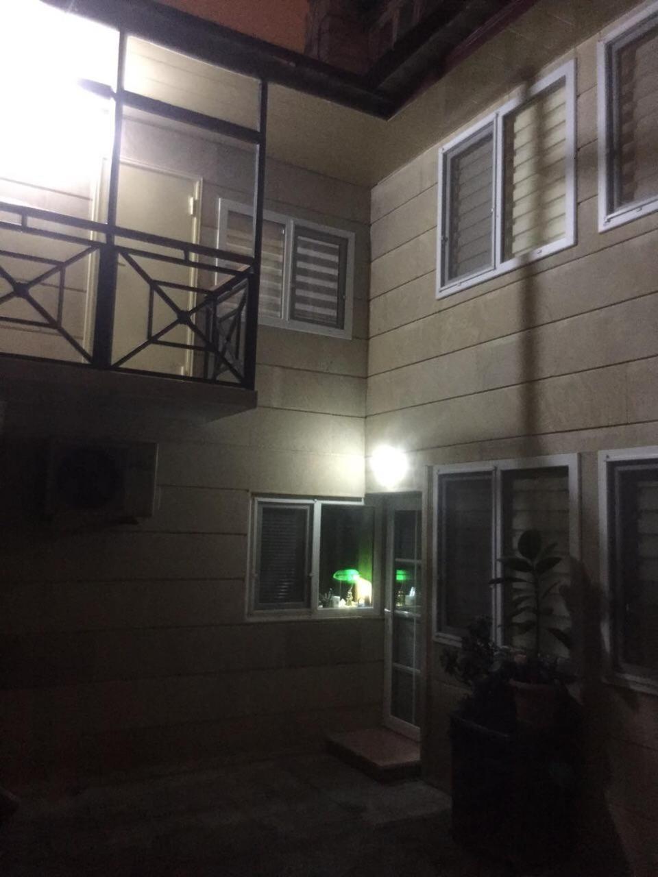 Guest House Tikhiy Dvorik Baku Exteriör bild