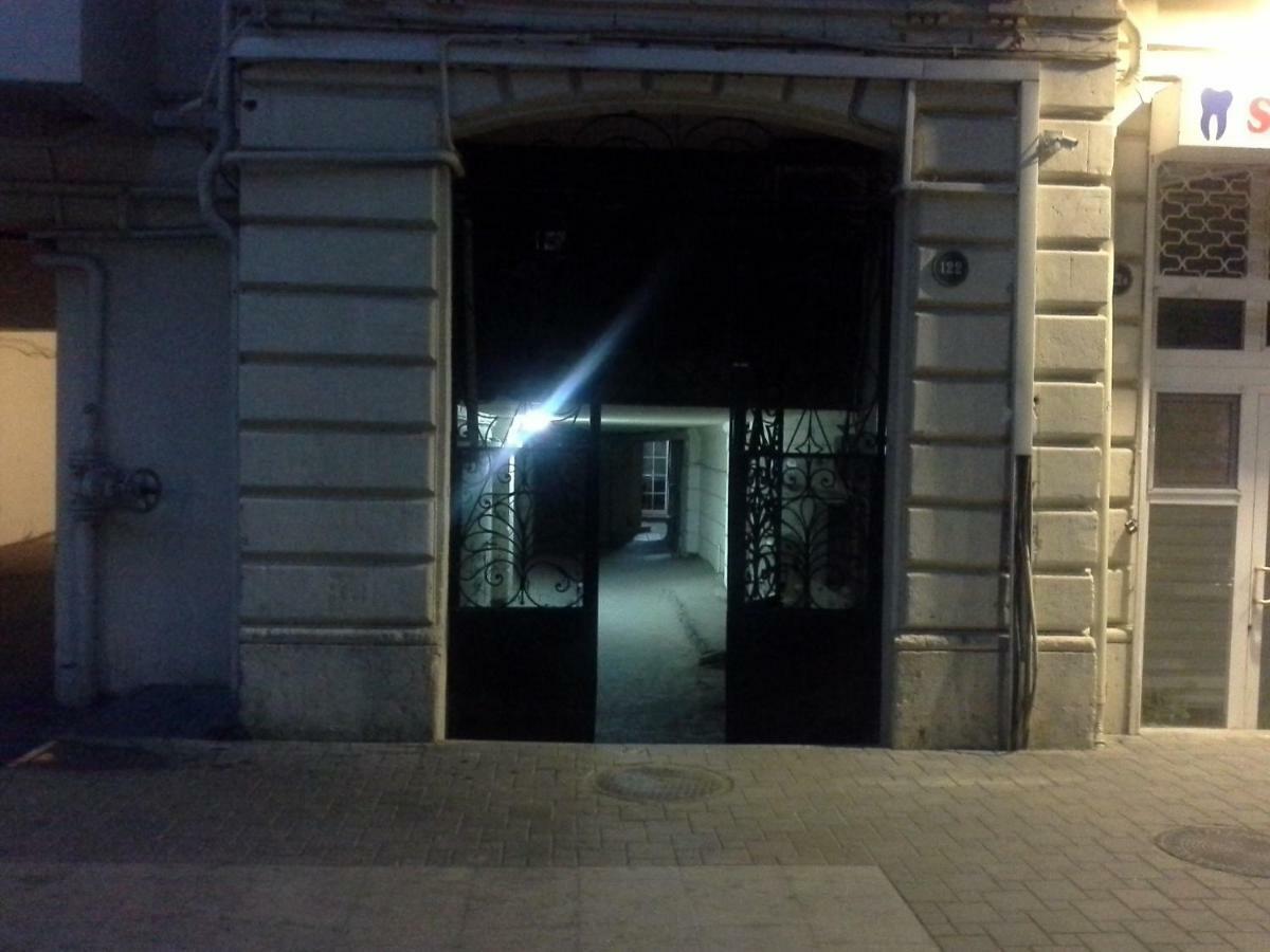 Guest House Tikhiy Dvorik Baku Exteriör bild